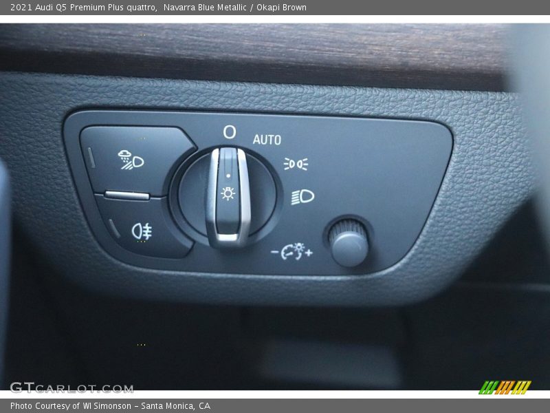 Navarra Blue Metallic / Okapi Brown 2021 Audi Q5 Premium Plus quattro