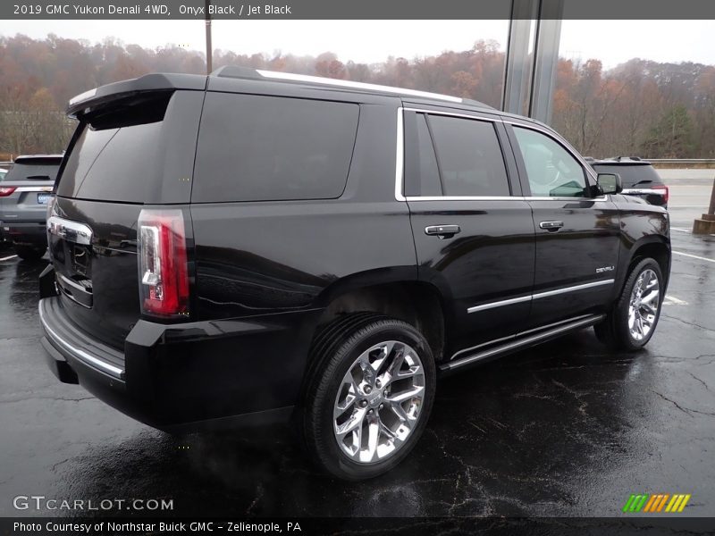 Onyx Black / Jet Black 2019 GMC Yukon Denali 4WD