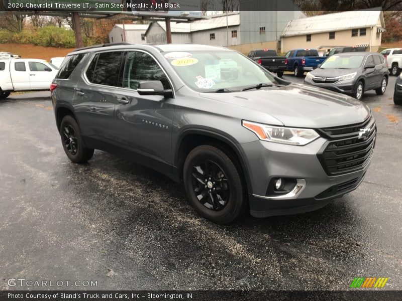 Satin Steel Metallic / Jet Black 2020 Chevrolet Traverse LT