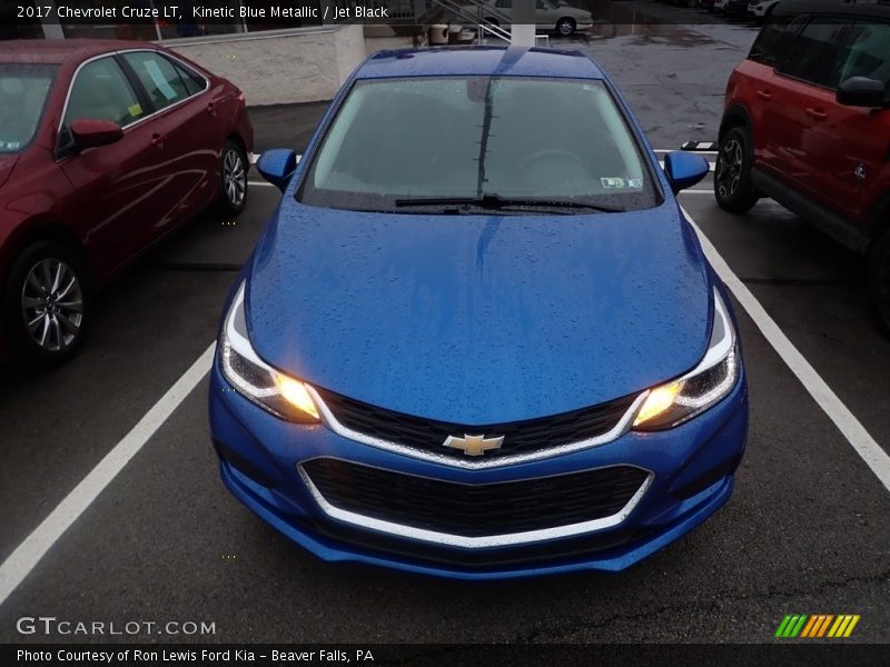 Kinetic Blue Metallic / Jet Black 2017 Chevrolet Cruze LT