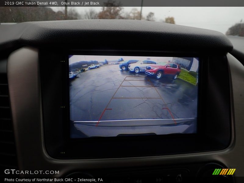 Onyx Black / Jet Black 2019 GMC Yukon Denali 4WD
