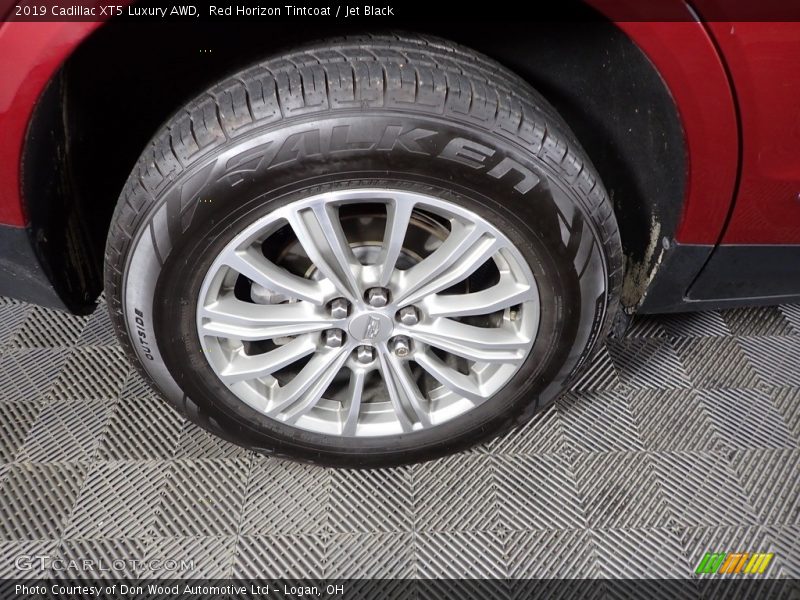 Red Horizon Tintcoat / Jet Black 2019 Cadillac XT5 Luxury AWD