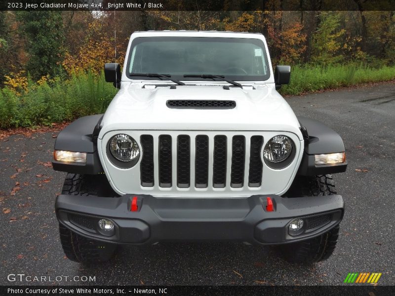 Bright White / Black 2023 Jeep Gladiator Mojave 4x4