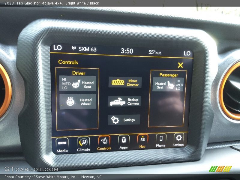 Bright White / Black 2023 Jeep Gladiator Mojave 4x4