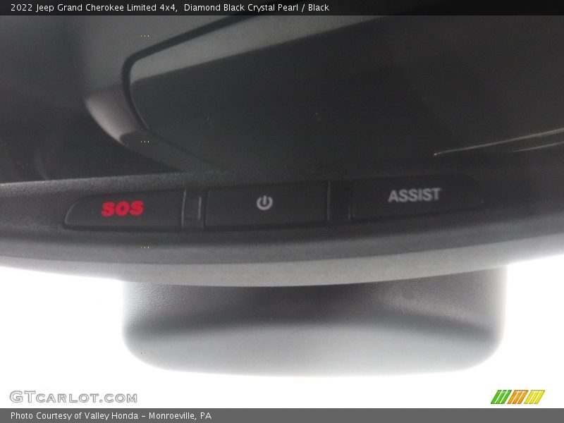 Diamond Black Crystal Pearl / Black 2022 Jeep Grand Cherokee Limited 4x4