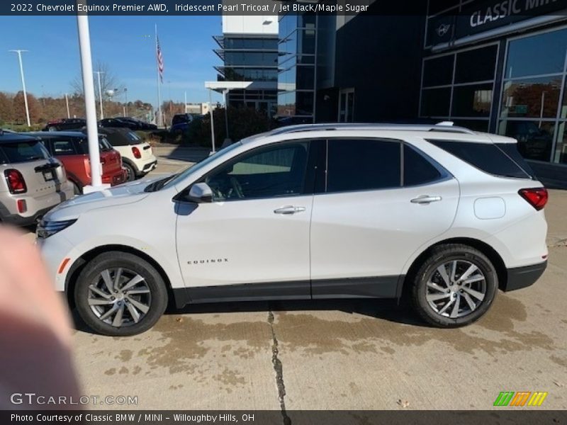 Iridescent Pearl Tricoat / Jet Black/Maple Sugar 2022 Chevrolet Equinox Premier AWD