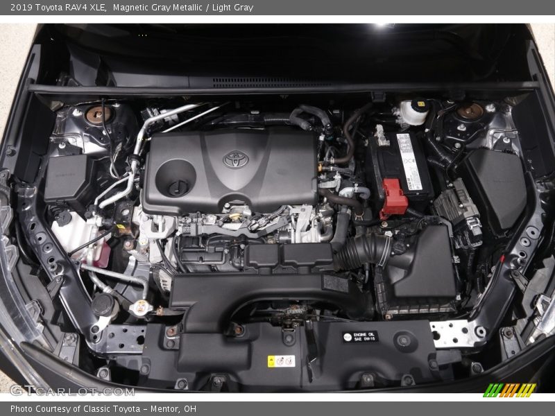 Magnetic Gray Metallic / Light Gray 2019 Toyota RAV4 XLE