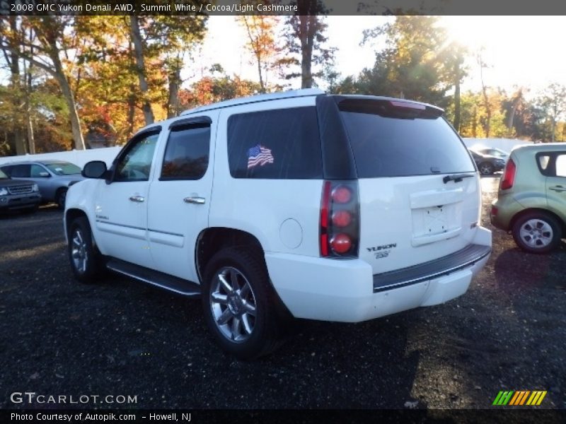 Summit White / Cocoa/Light Cashmere 2008 GMC Yukon Denali AWD