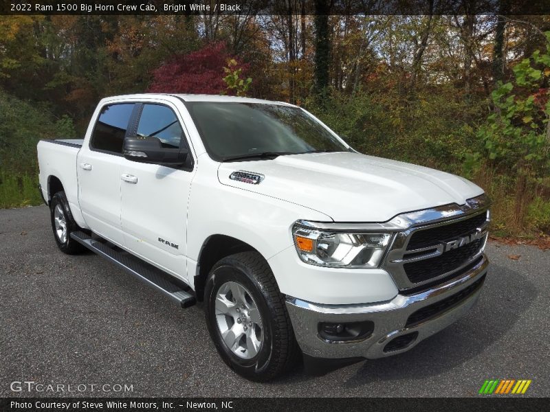 Bright White / Black 2022 Ram 1500 Big Horn Crew Cab