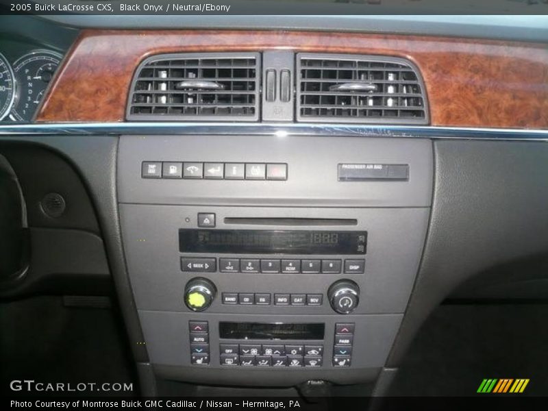 Black Onyx / Neutral/Ebony 2005 Buick LaCrosse CXS