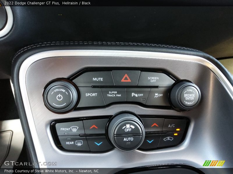 Hellraisin / Black 2022 Dodge Challenger GT Plus