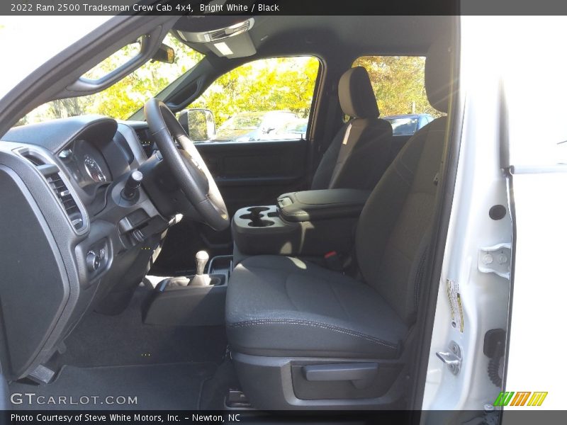 Bright White / Black 2022 Ram 2500 Tradesman Crew Cab 4x4