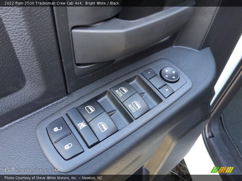 Bright White / Black 2022 Ram 2500 Tradesman Crew Cab 4x4