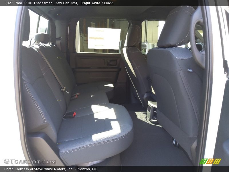 Bright White / Black 2022 Ram 2500 Tradesman Crew Cab 4x4