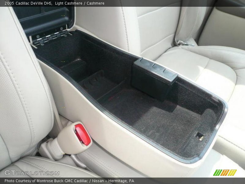 Light Cashmere / Cashmere 2005 Cadillac DeVille DHS