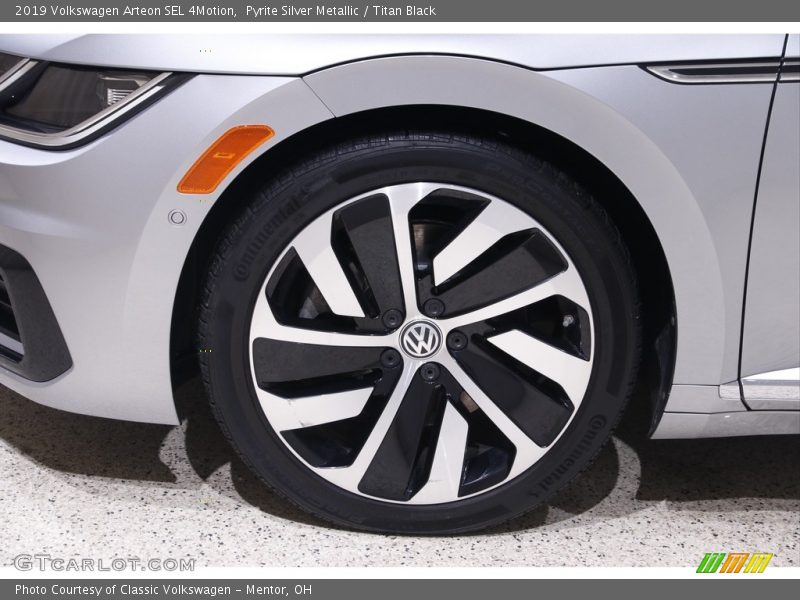 Pyrite Silver Metallic / Titan Black 2019 Volkswagen Arteon SEL 4Motion