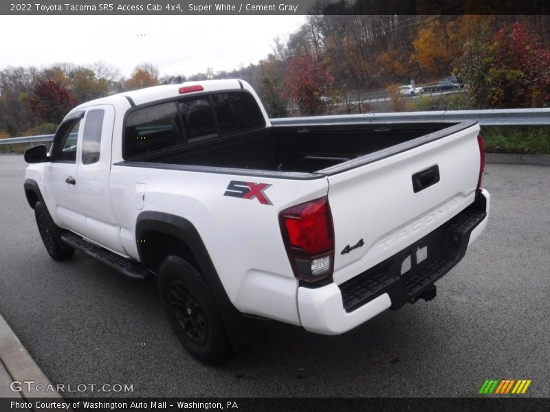Super White / Cement Gray 2022 Toyota Tacoma SR5 Access Cab 4x4