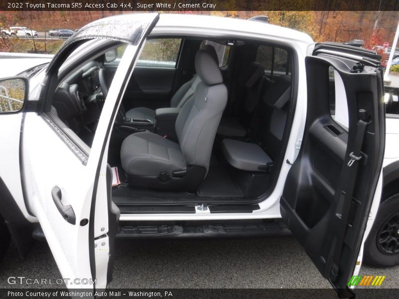 Super White / Cement Gray 2022 Toyota Tacoma SR5 Access Cab 4x4