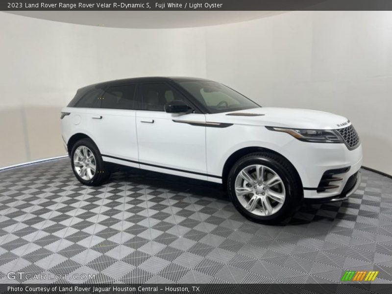 Fuji White / Light Oyster 2023 Land Rover Range Rover Velar R-Dynamic S