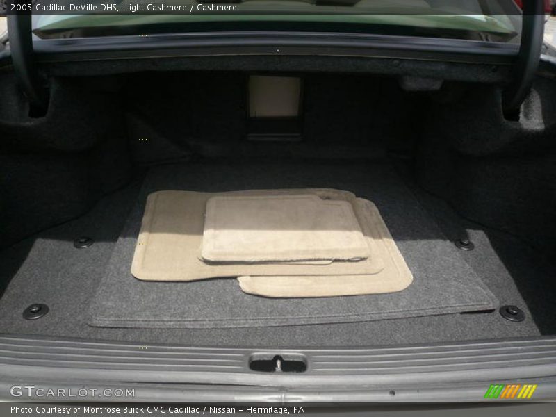 Light Cashmere / Cashmere 2005 Cadillac DeVille DHS
