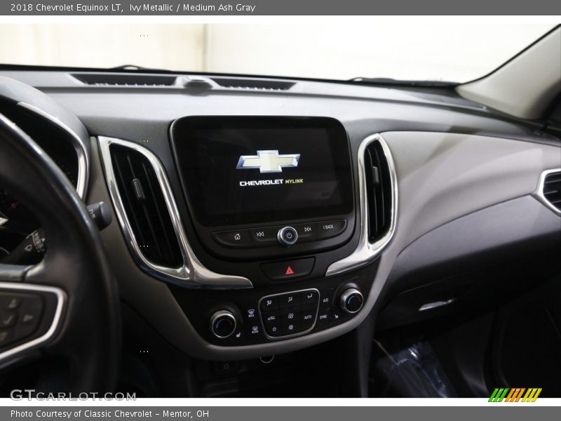 Ivy Metallic / Medium Ash Gray 2018 Chevrolet Equinox LT