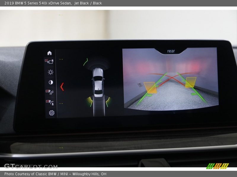 Jet Black / Black 2019 BMW 5 Series 540i xDrive Sedan