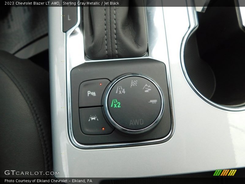 Sterling Gray Metallic / Jet Black 2023 Chevrolet Blazer LT AWD