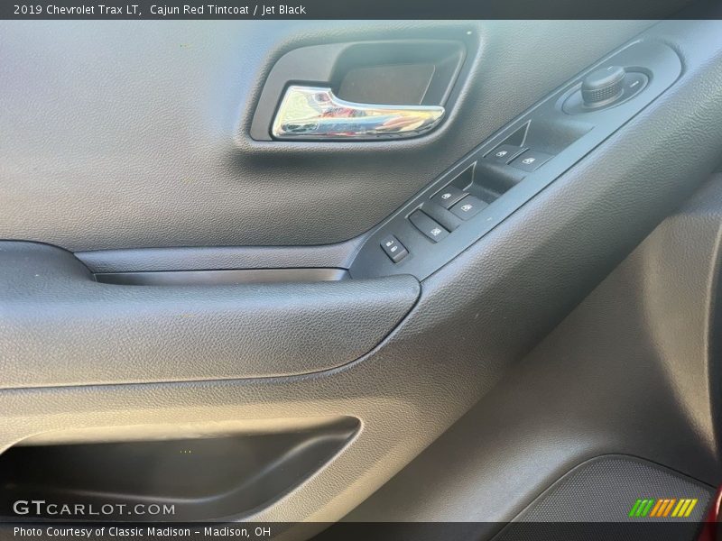 Cajun Red Tintcoat / Jet Black 2019 Chevrolet Trax LT