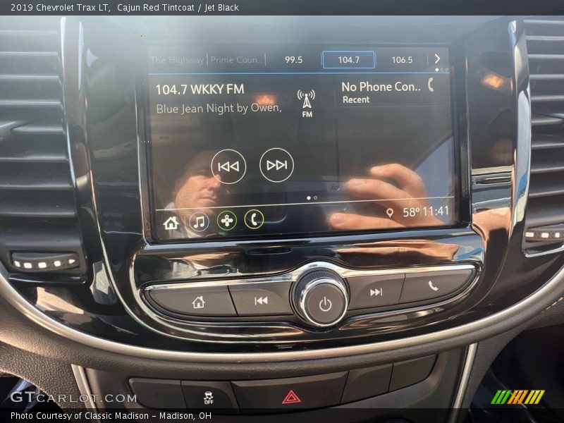 Cajun Red Tintcoat / Jet Black 2019 Chevrolet Trax LT