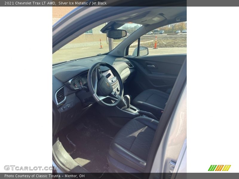Silver Ice Metallic / Jet Black 2021 Chevrolet Trax LT AWD