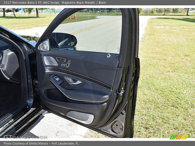 Door Panel of 2017 S 65 AMG Sedan