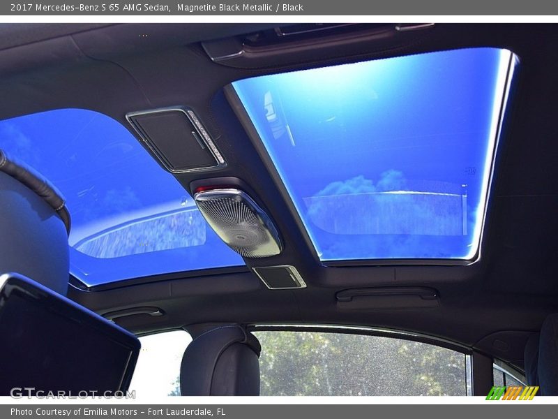 Sunroof of 2017 S 65 AMG Sedan