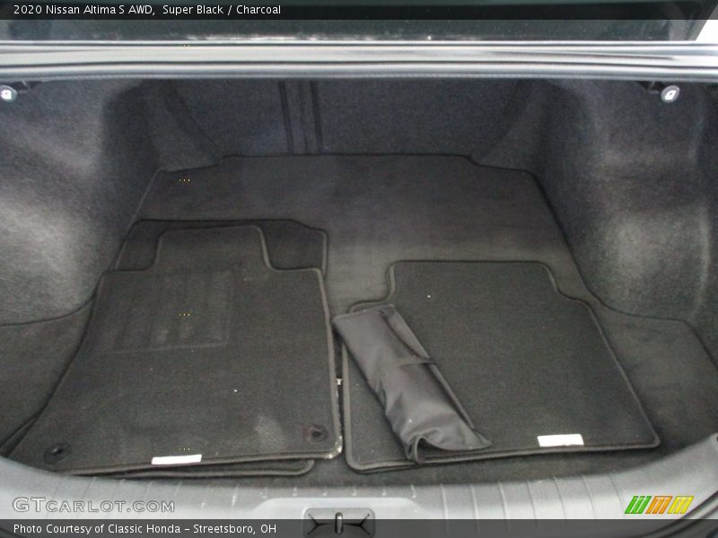 Super Black / Charcoal 2020 Nissan Altima S AWD