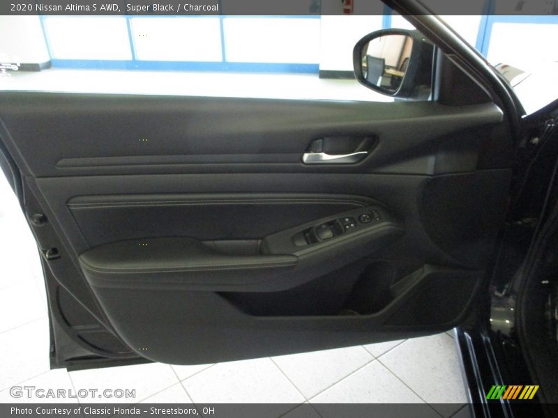 Super Black / Charcoal 2020 Nissan Altima S AWD