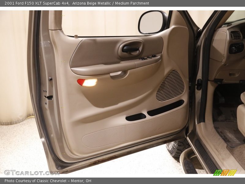 Door Panel of 2001 F150 XLT SuperCab 4x4