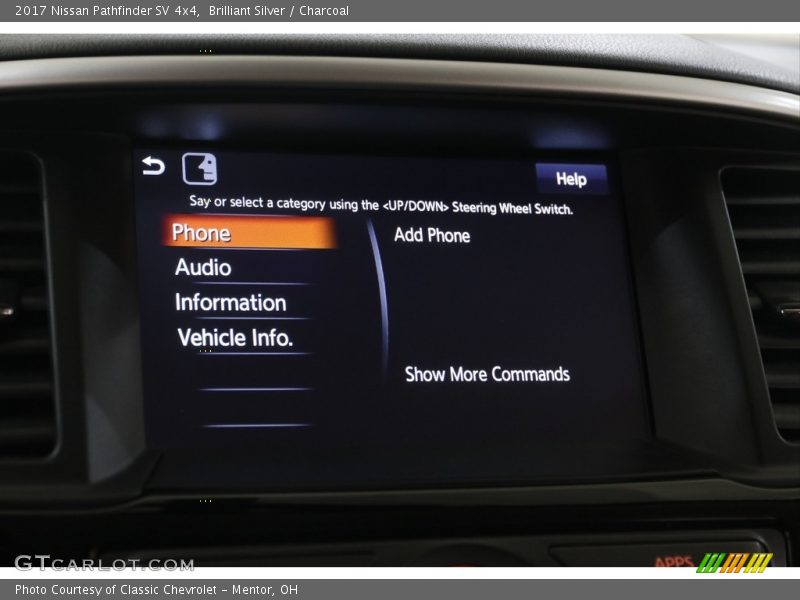 Brilliant Silver / Charcoal 2017 Nissan Pathfinder SV 4x4