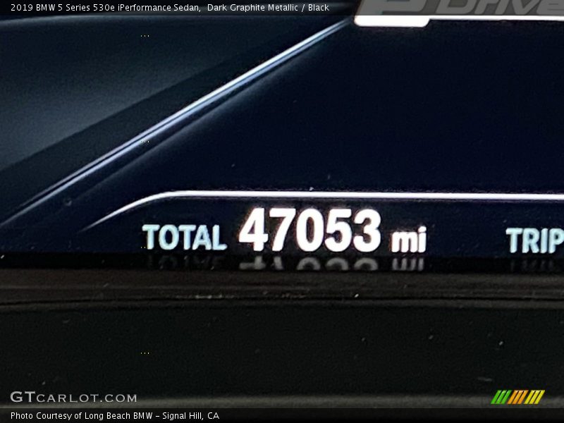Dark Graphite Metallic / Black 2019 BMW 5 Series 530e iPerformance Sedan