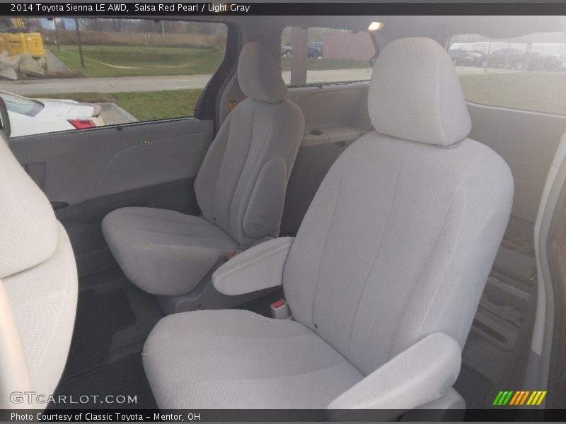 Salsa Red Pearl / Light Gray 2014 Toyota Sienna LE AWD