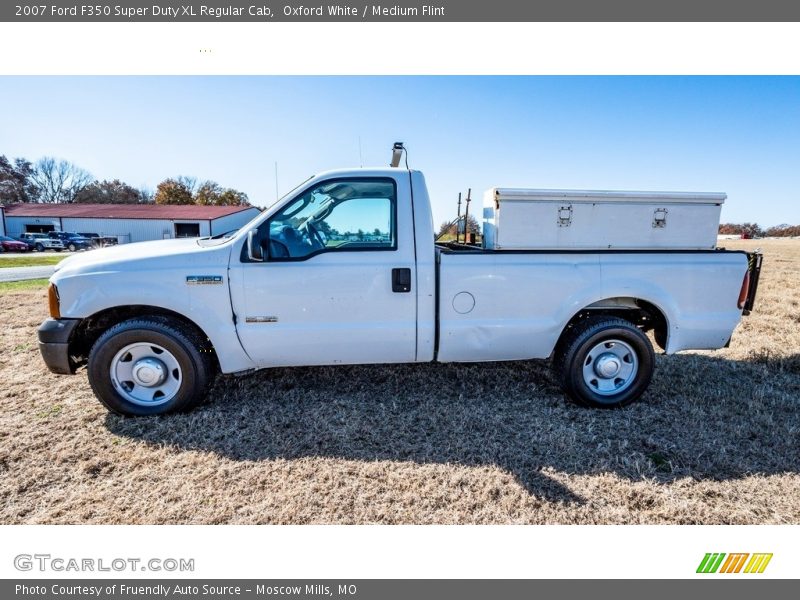Oxford White / Medium Flint 2007 Ford F350 Super Duty XL Regular Cab