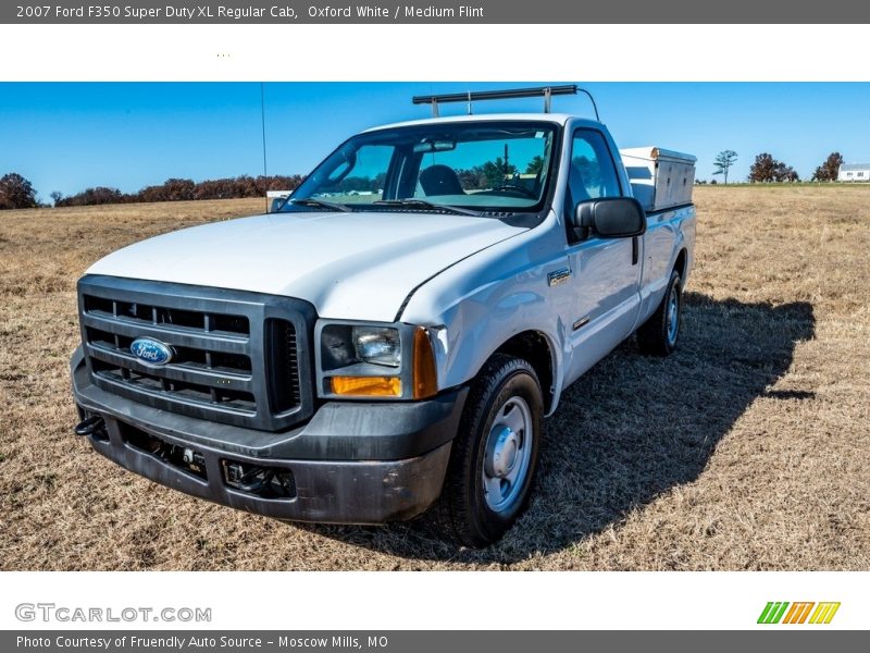 Oxford White / Medium Flint 2007 Ford F350 Super Duty XL Regular Cab