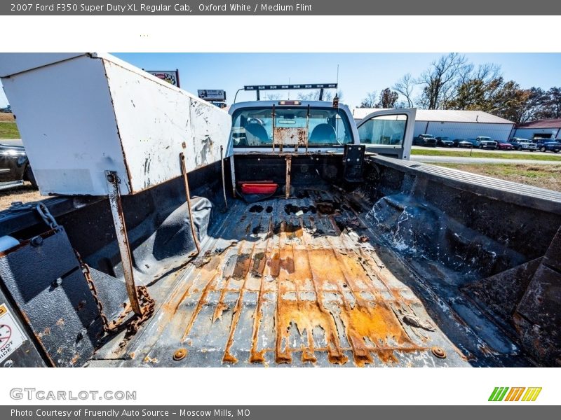Oxford White / Medium Flint 2007 Ford F350 Super Duty XL Regular Cab