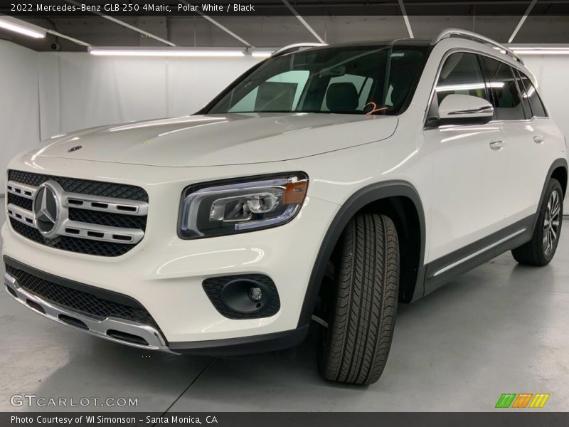 Polar White / Black 2022 Mercedes-Benz GLB 250 4Matic