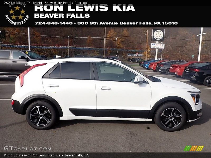 Snow White Pearl / Charcoal 2023 Kia Niro EX Hybrid