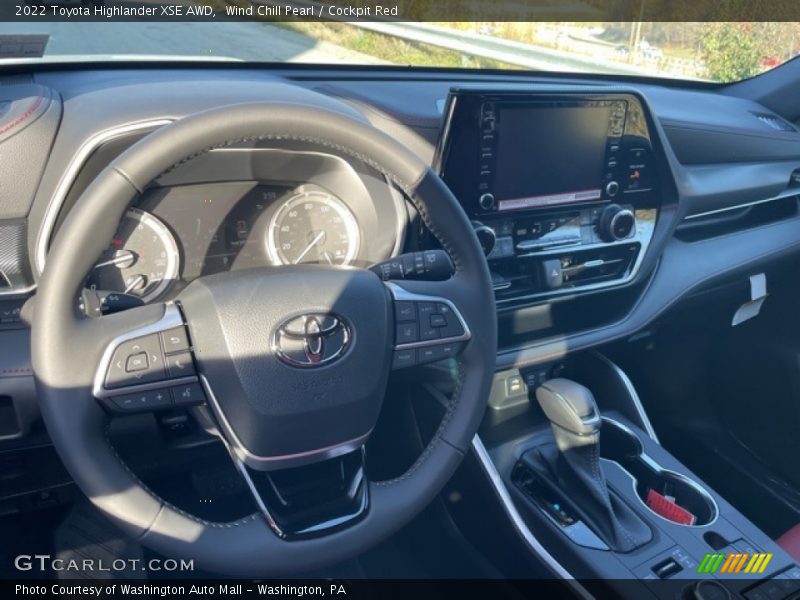 Wind Chill Pearl / Cockpit Red 2022 Toyota Highlander XSE AWD