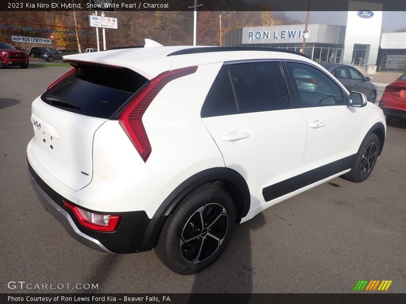 Snow White Pearl / Charcoal 2023 Kia Niro EX Hybrid