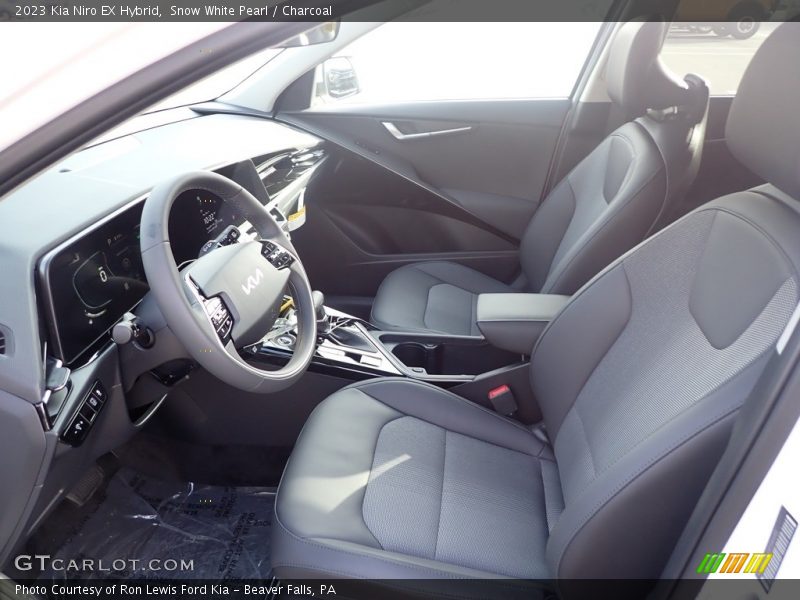 Snow White Pearl / Charcoal 2023 Kia Niro EX Hybrid