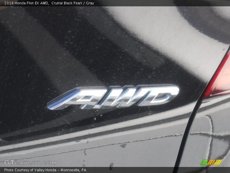 Crystal Black Pearl / Gray 2019 Honda Pilot EX AWD