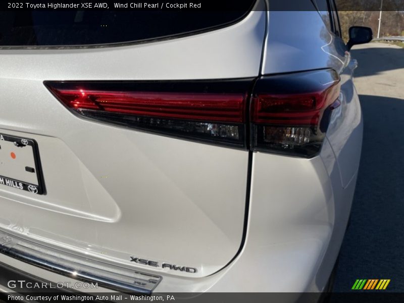 Wind Chill Pearl / Cockpit Red 2022 Toyota Highlander XSE AWD