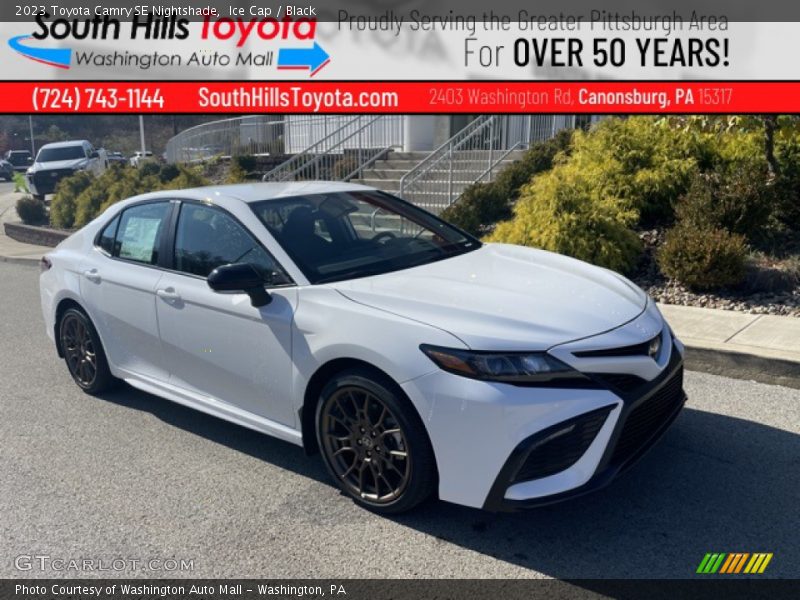 Ice Cap / Black 2023 Toyota Camry SE Nightshade