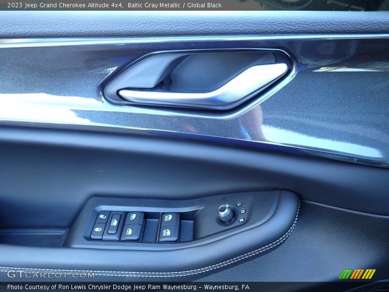 Baltic Gray Metallic / Global Black 2023 Jeep Grand Cherokee Altitude 4x4